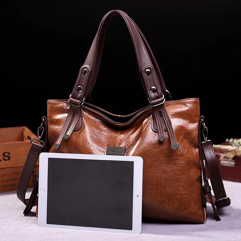 Aura® | Elegant shoulder bag