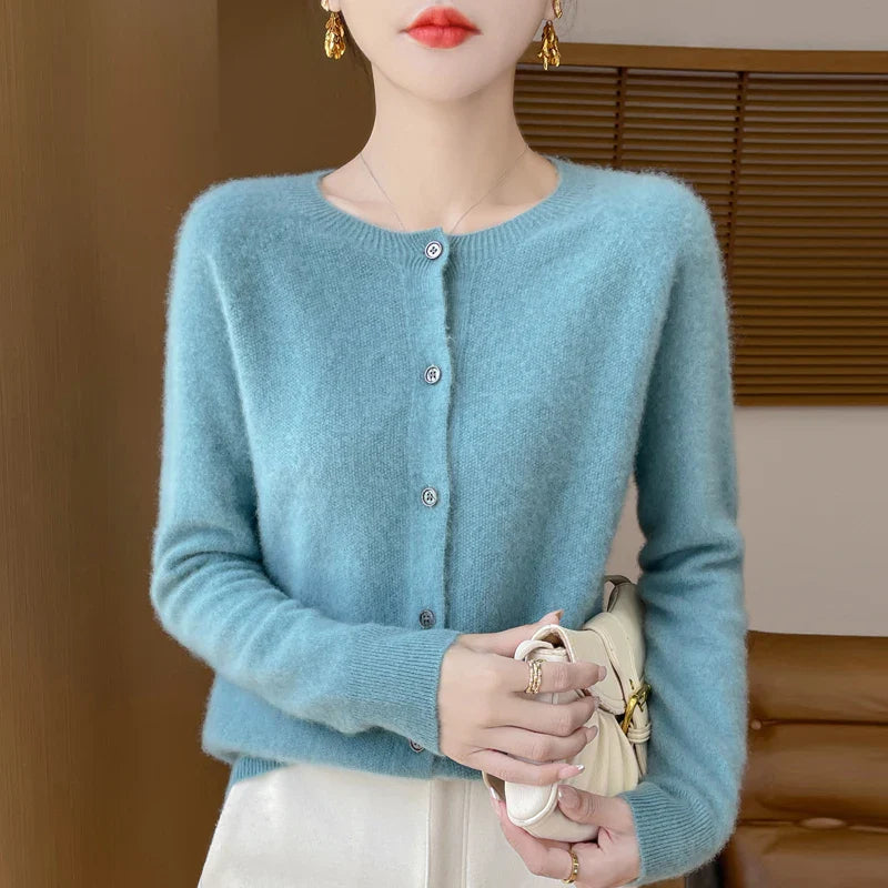 Aline - Cozy Wool Cardigan