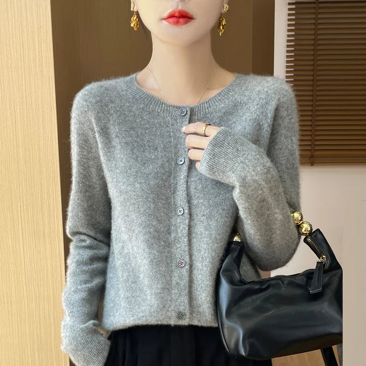 Aline - Cozy Wool Cardigan