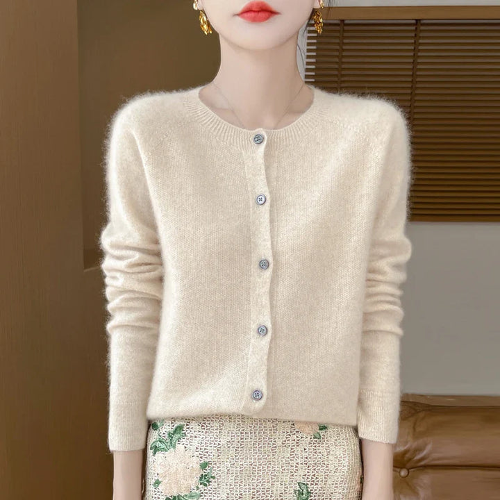 Aline - Cozy Wool Cardigan
