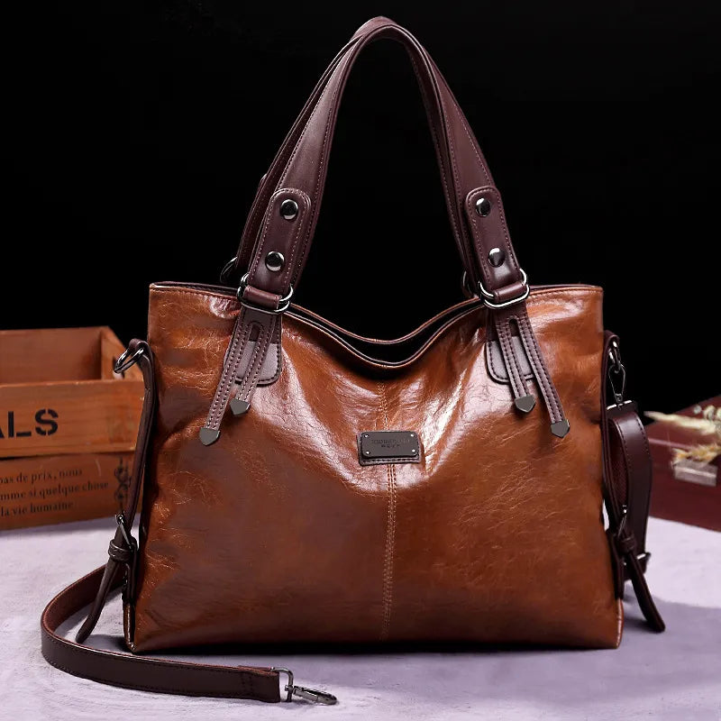 Aura® | Elegant shoulder bag