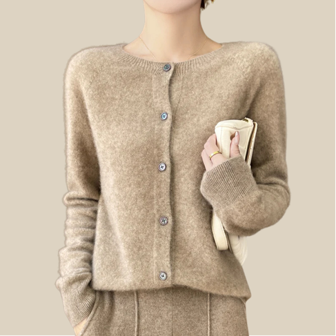 Aline - Cozy Wool Cardigan